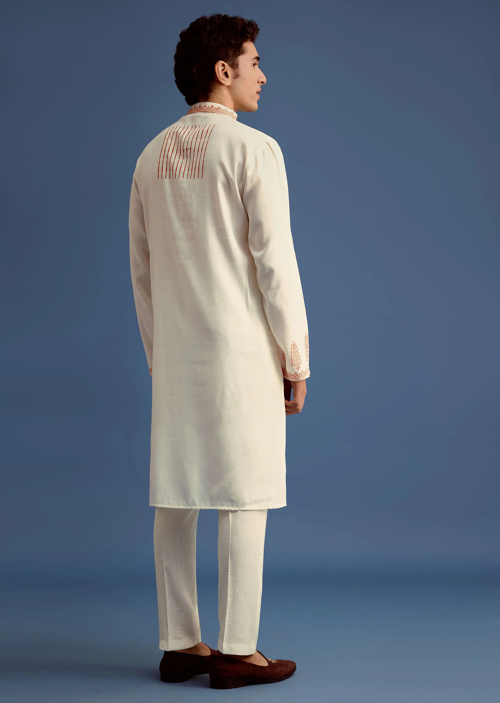 White Hand Block Print Kurta Set With Zari Work - Image 5