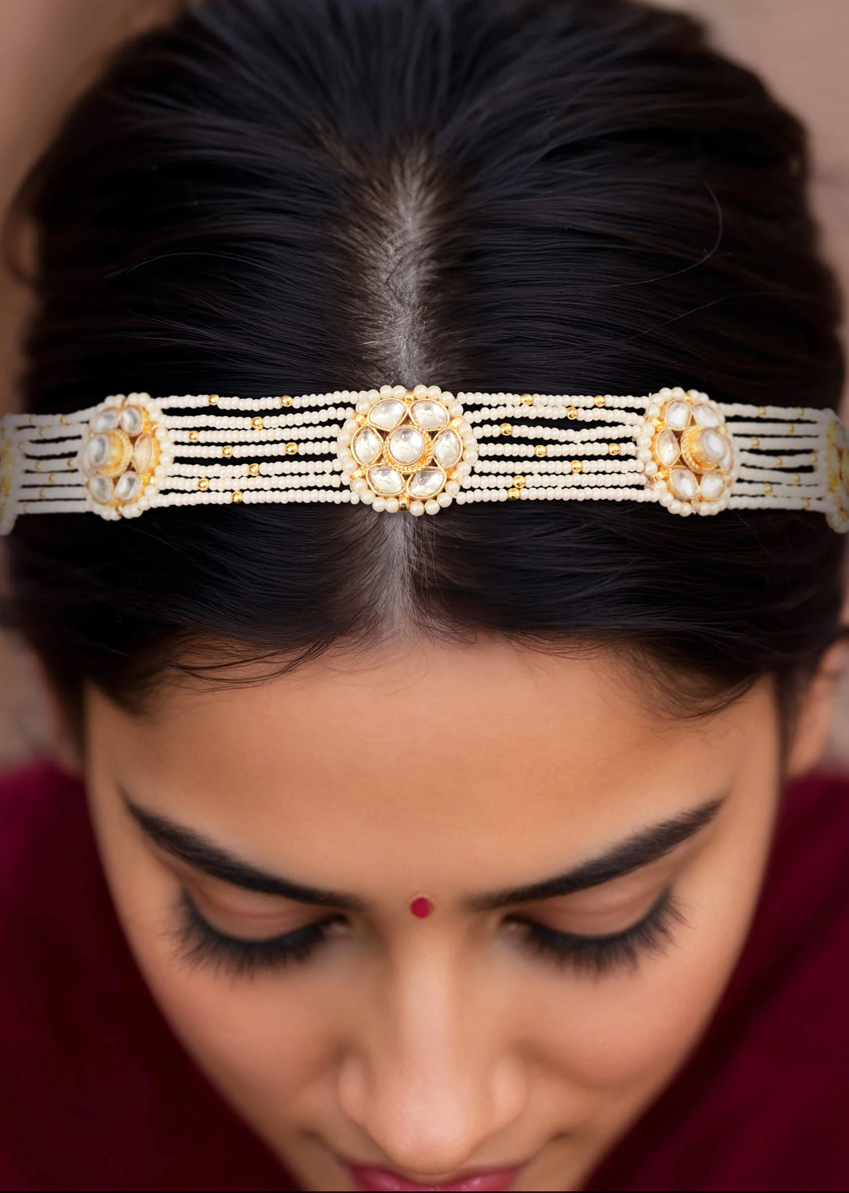 White Kundan Bead Layered Floral Mathapatti