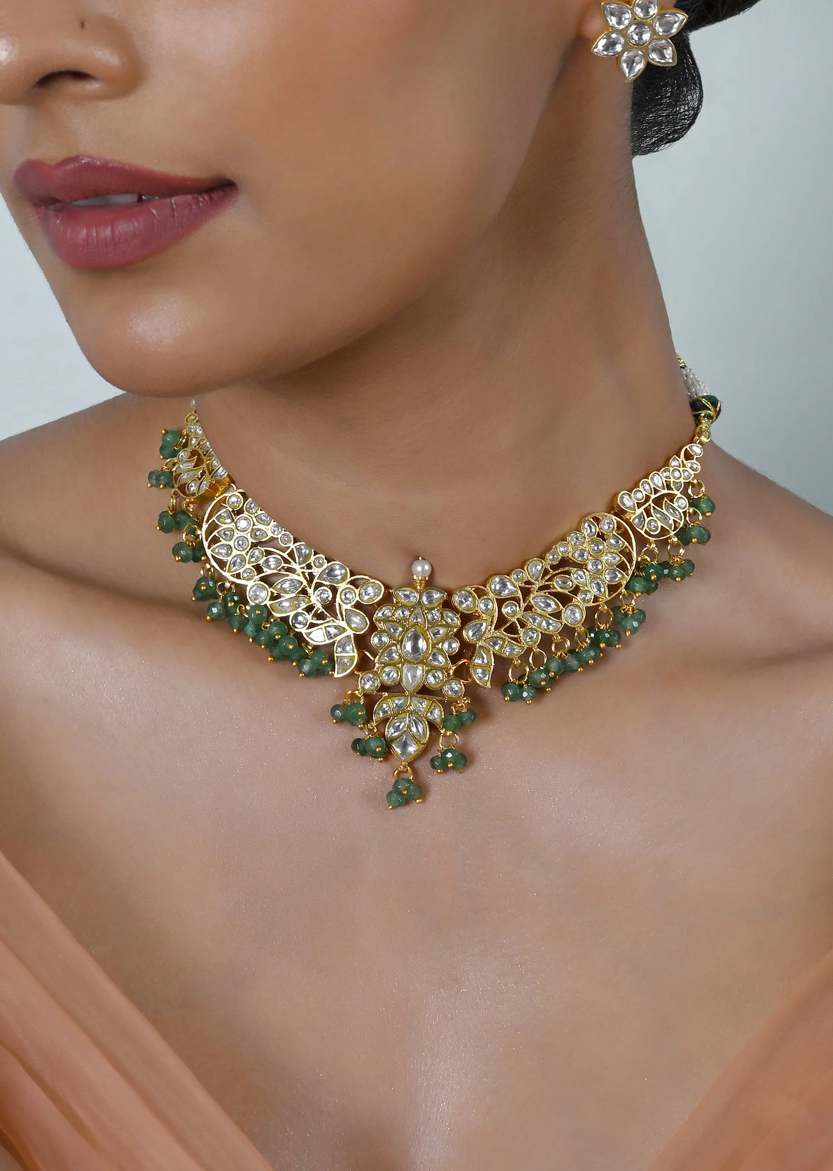 White Kundan Necklace Set With Floral Stone Stud Earrings
