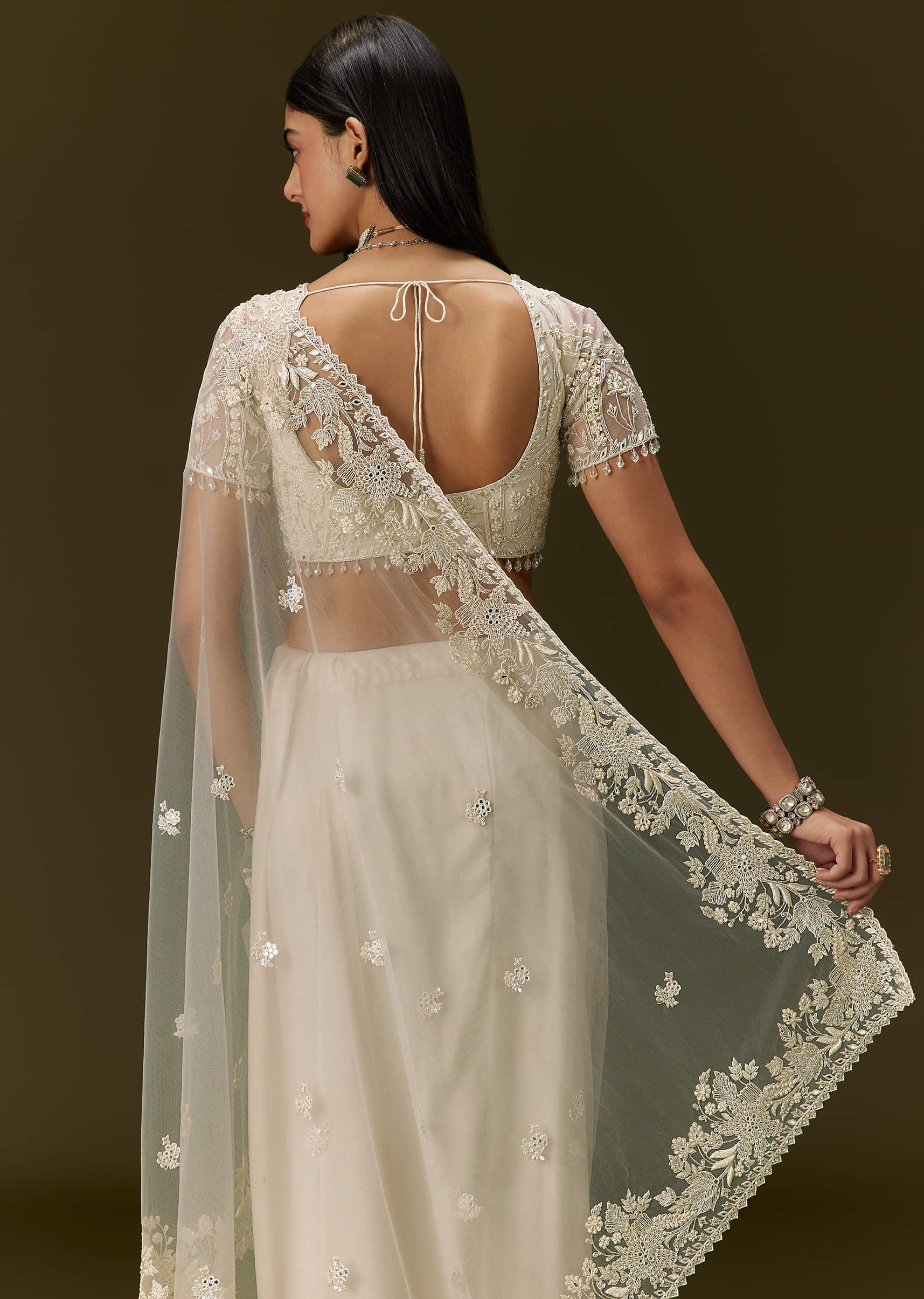 White Net Saree With All Over Heavy Embroidery - Image 4