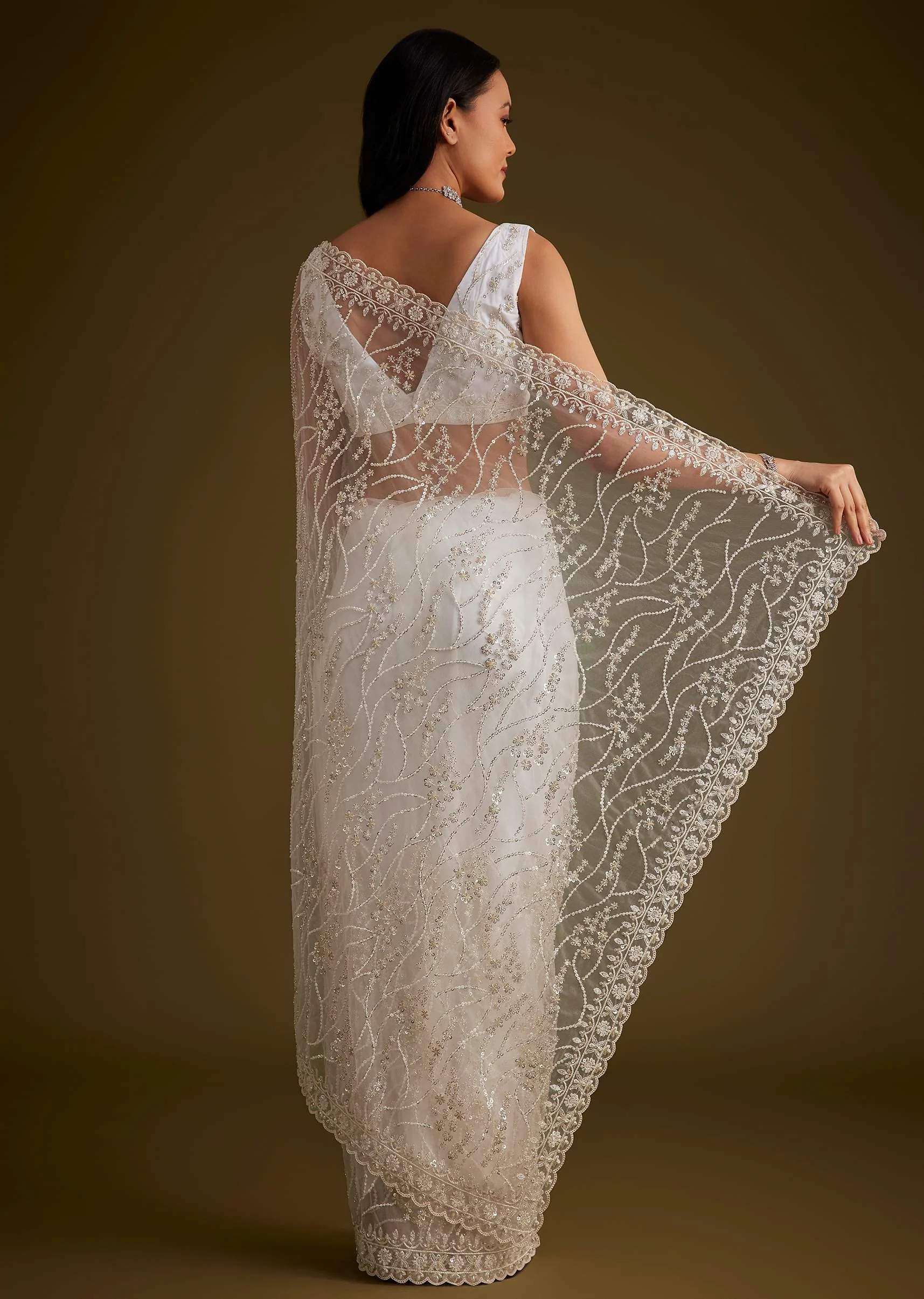 White Net Saree With Sequins And Stones Embroidery - Image 6