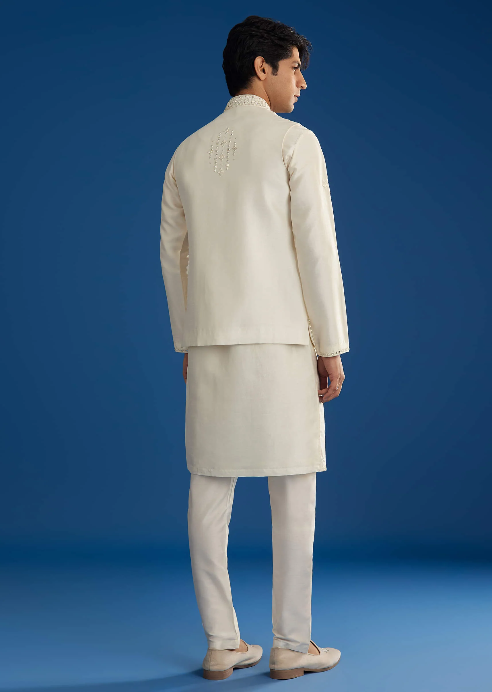 White Rawsilk Jacket Kurta Set With Resham And Mirror Work - Image 6