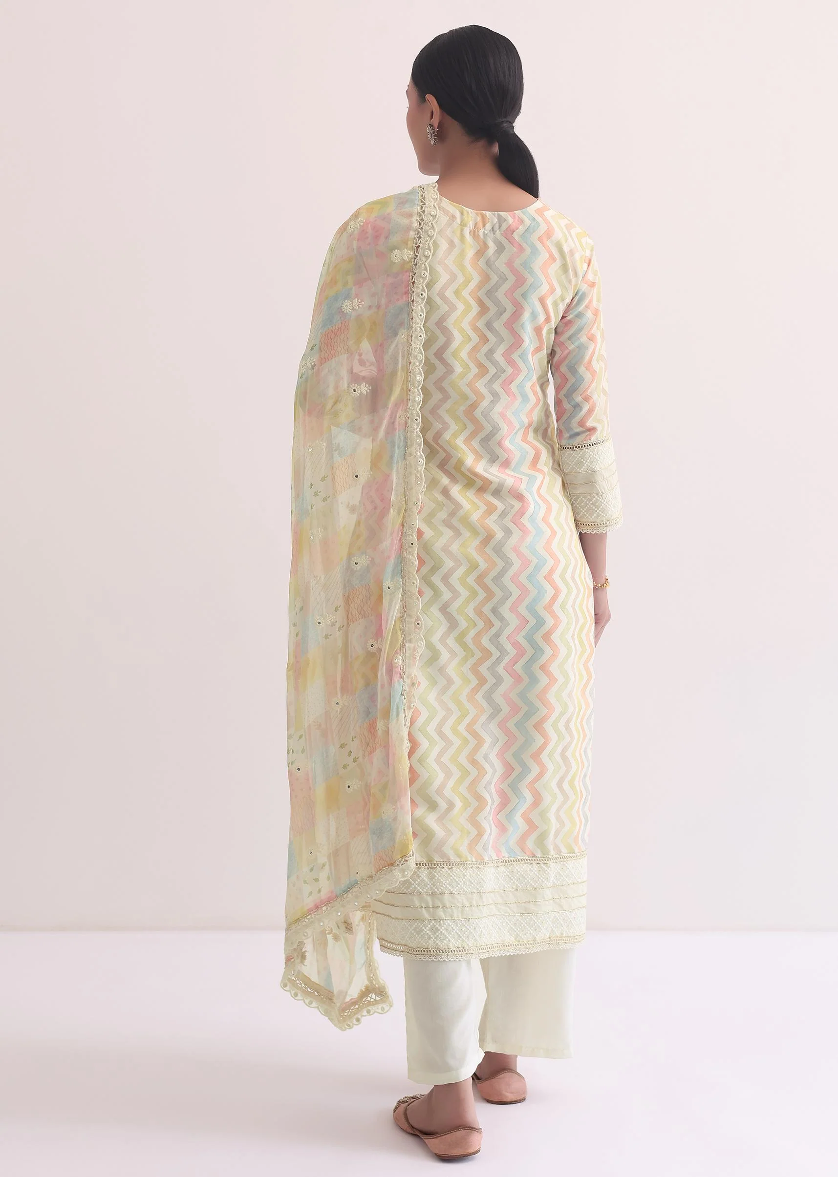White Zig Zag Print Kurti Pant Set With Sequins - Image 5