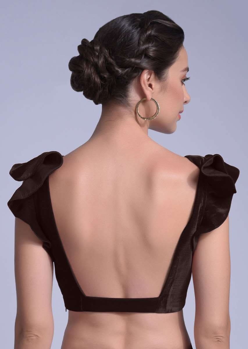 Wine Blouse In Velvet With A Trapeze Neck And Ruffle Sleeves Online - Kalki Fashion - Image 3