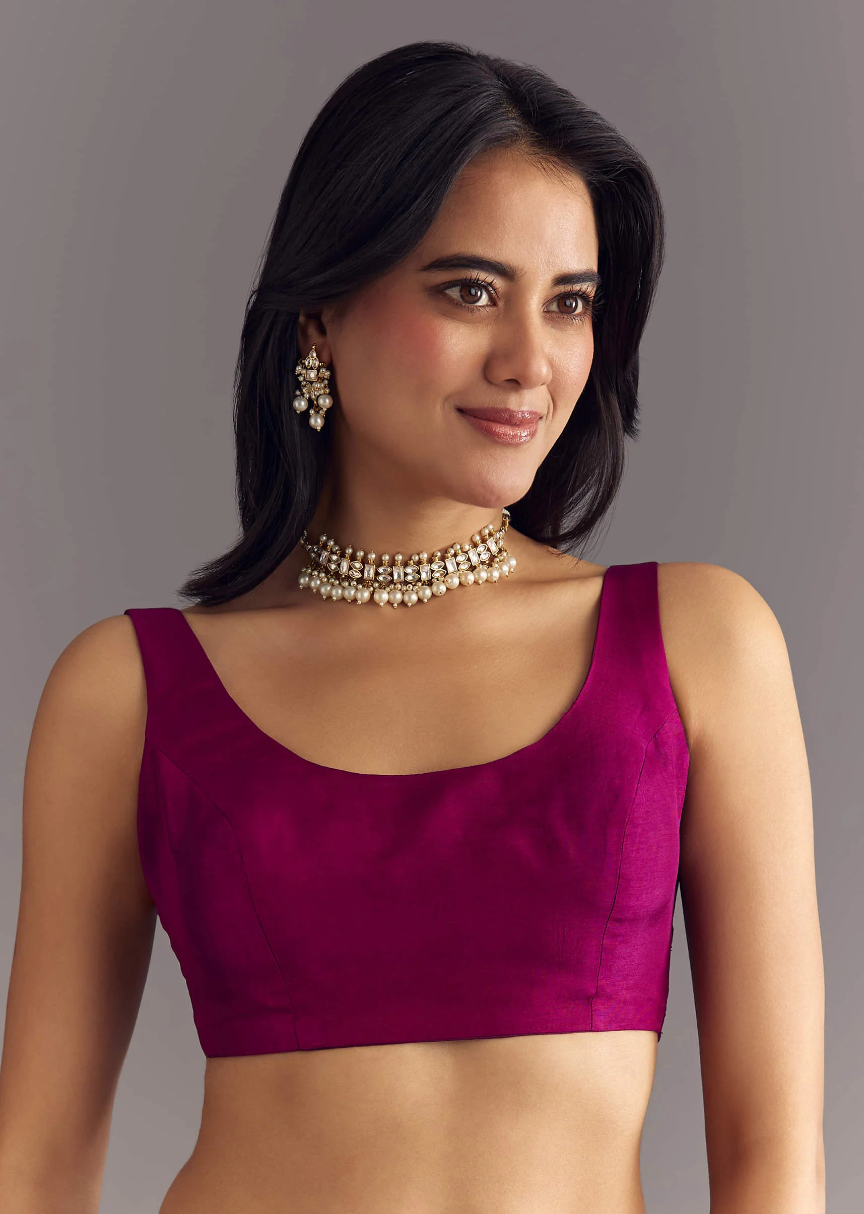 Wine Dola Silk Saree With Zari Jaal And Border Work - Image 7