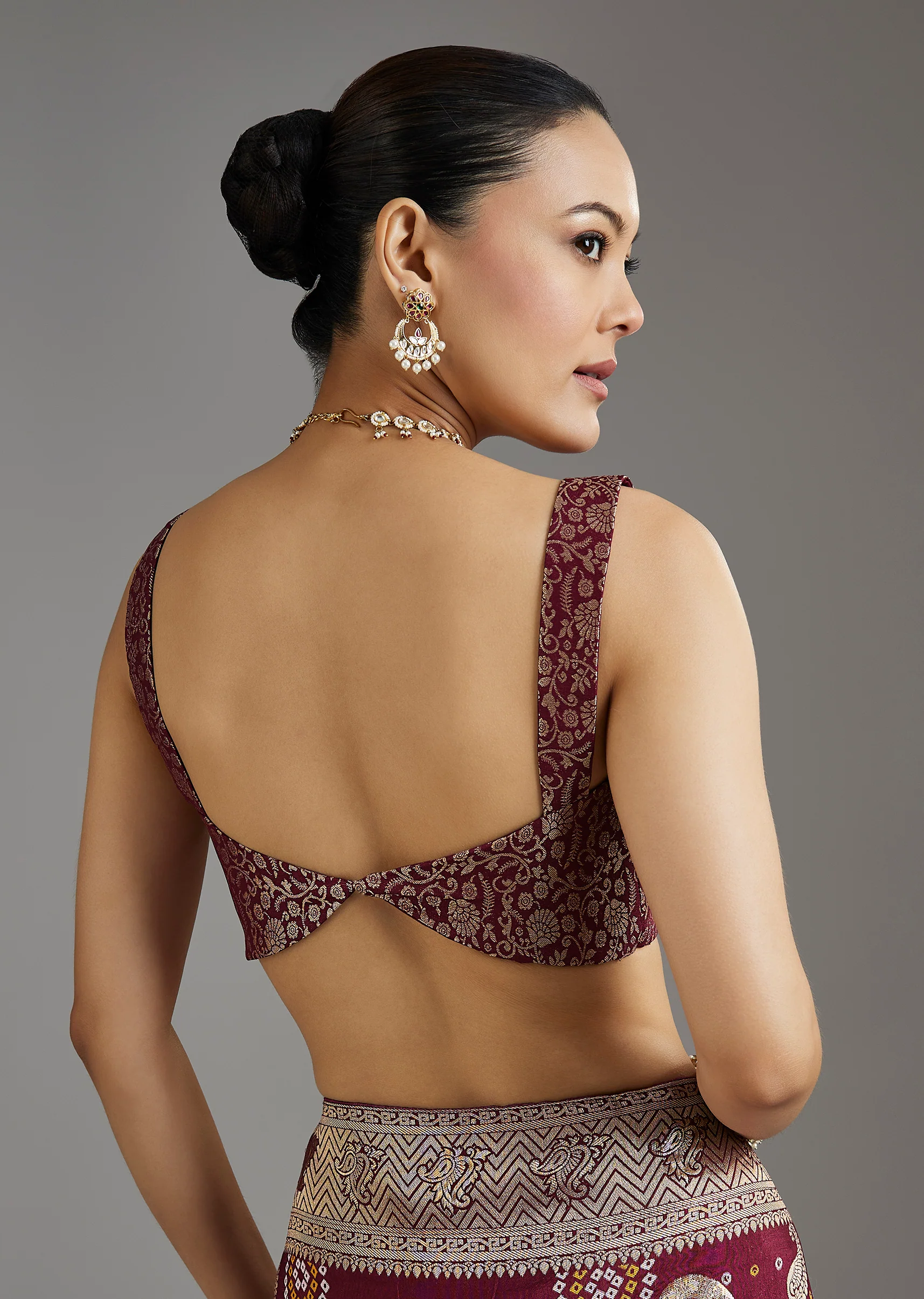 Wine Elegant Aura Dola Silk Saree - Image 8