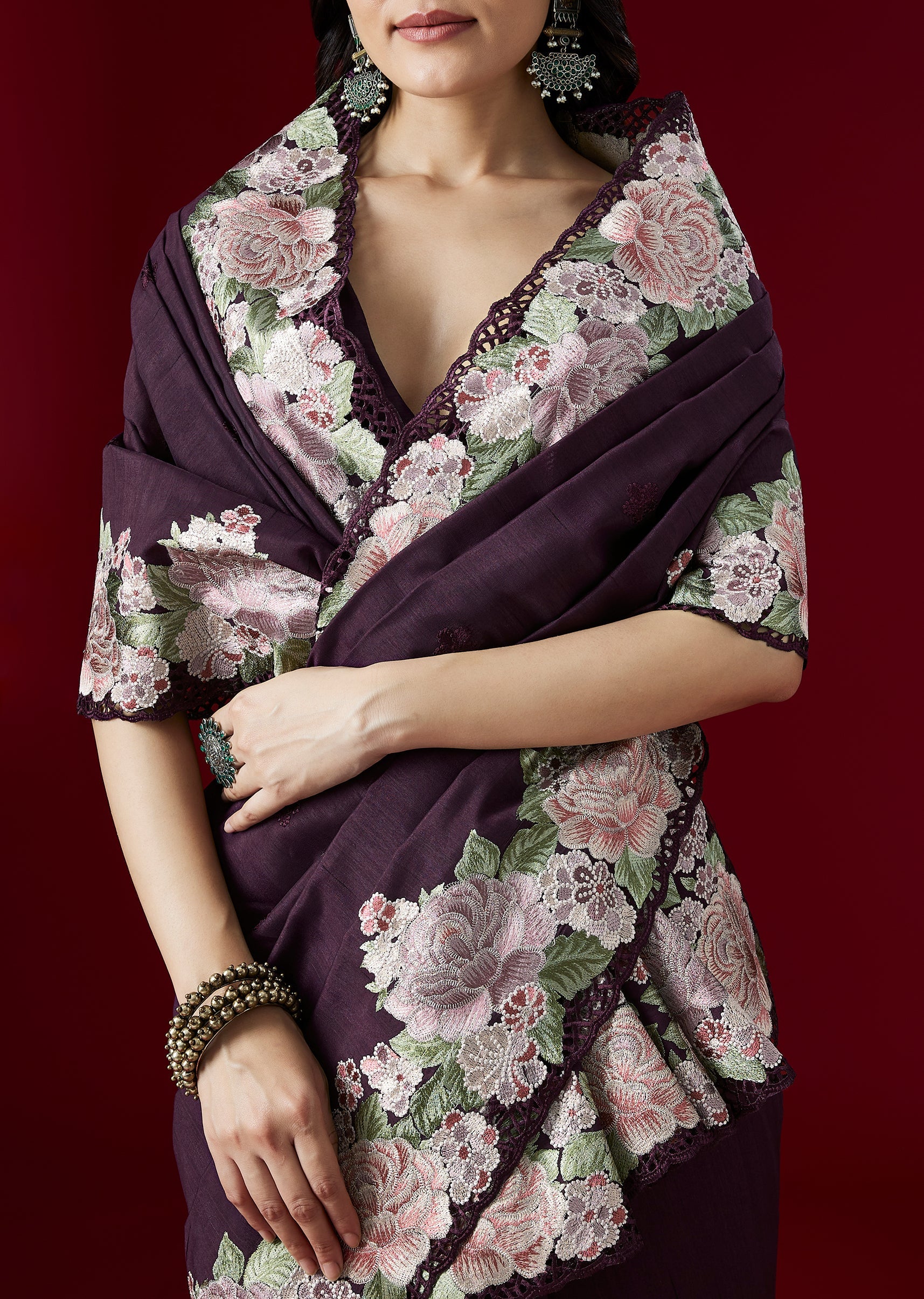 Wine Kora Silk Saree With Floral Thread Embroidered Border - Image 2