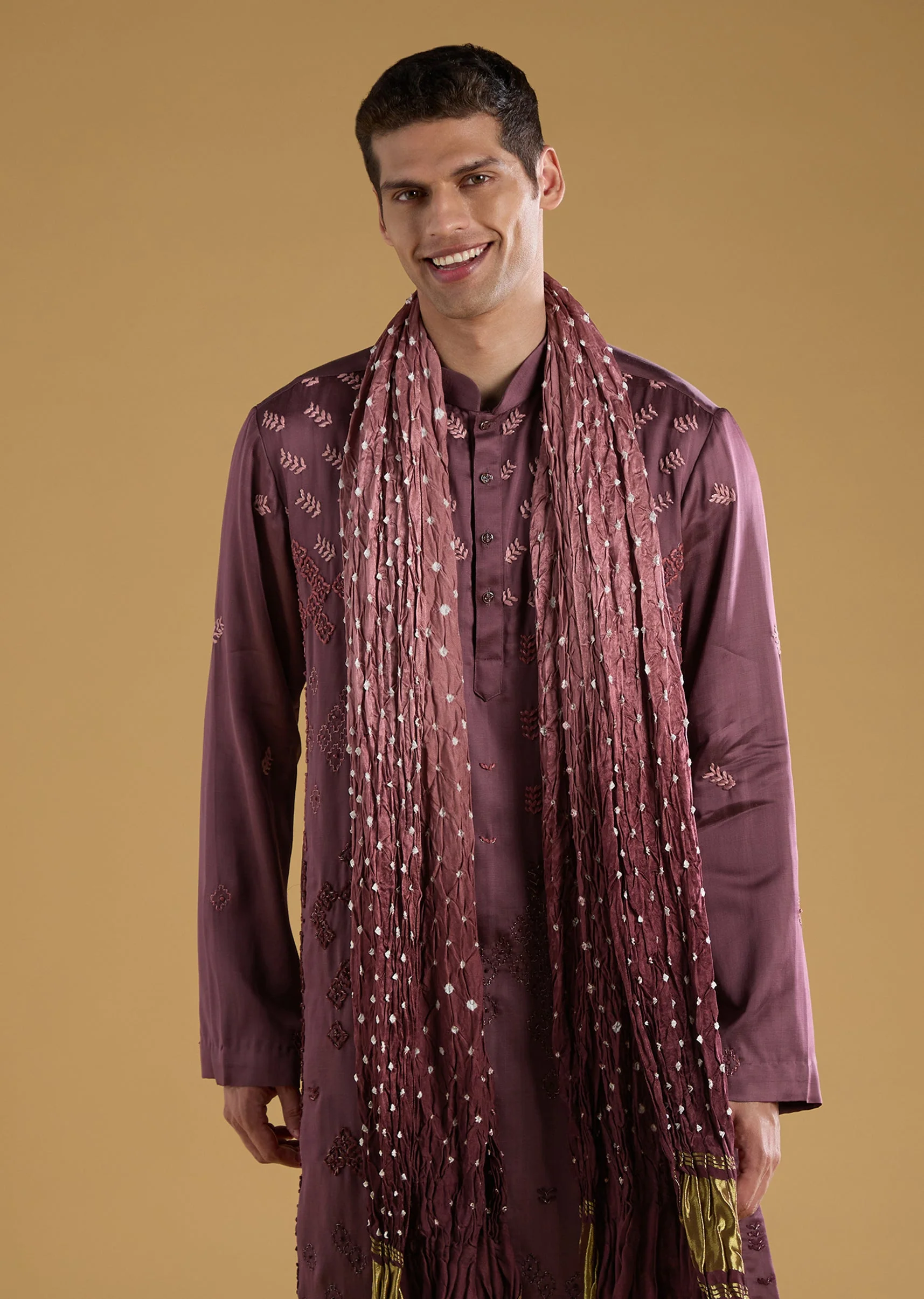 Wine Silk Embroidered Men's Kurta Aet With Hand Dyed Bandhani Dupatta - Image 2