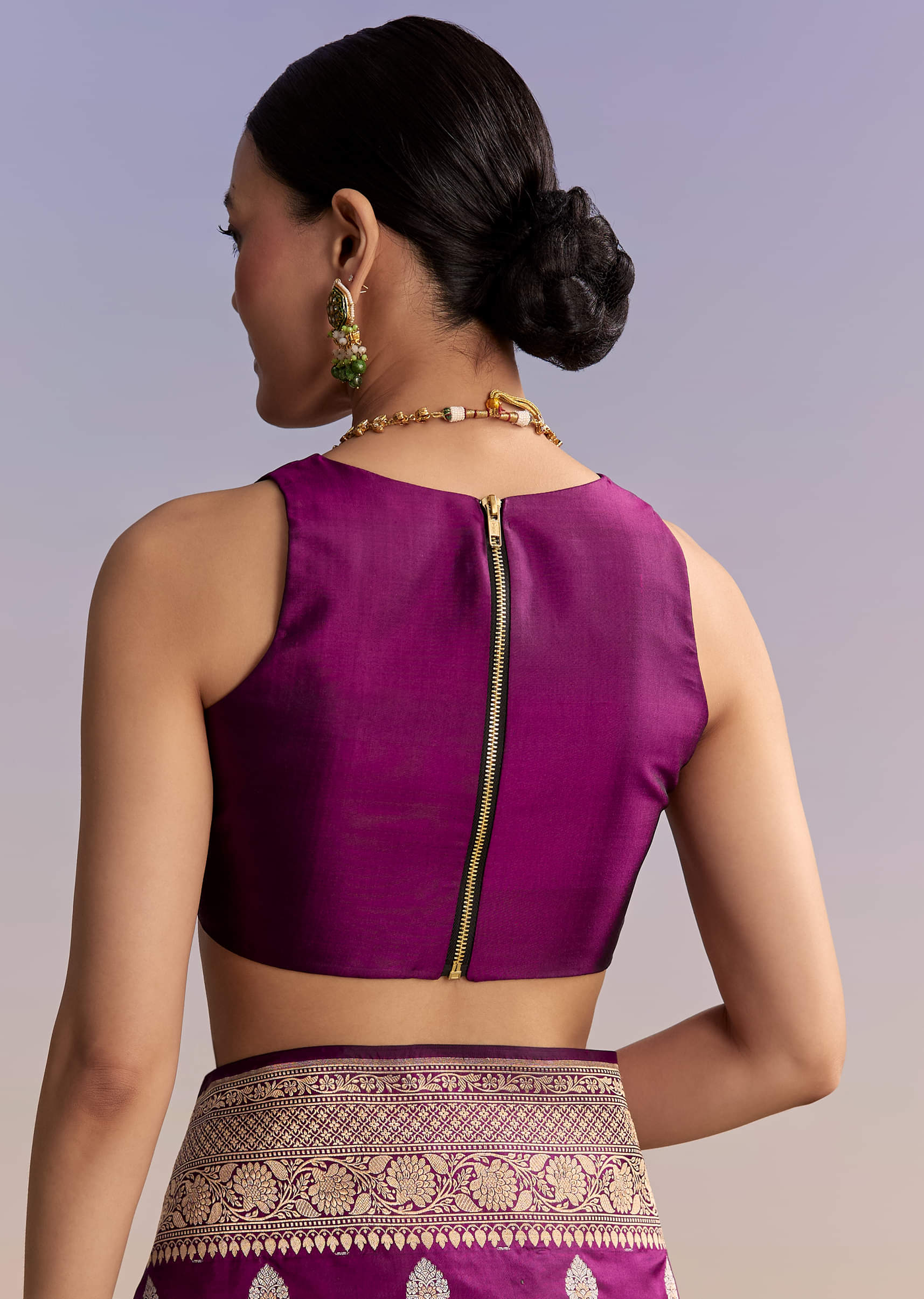 Wine Silk Handwoven Banarasi Saree With Zari Butti - Image 8