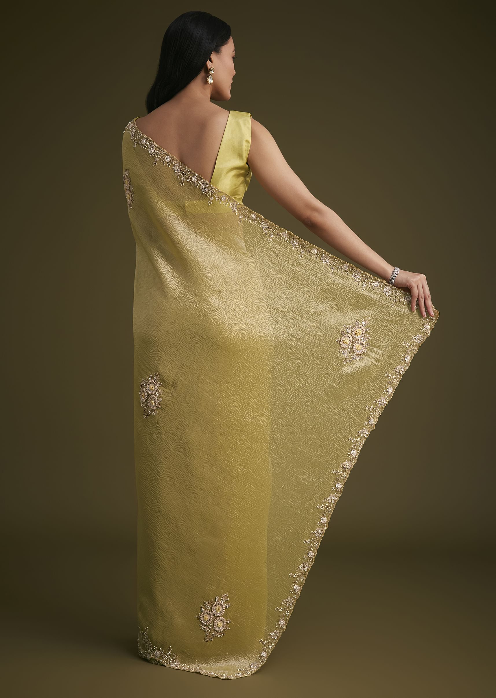 Yellow Tissue Saree With Floral Embroidery - Image 4