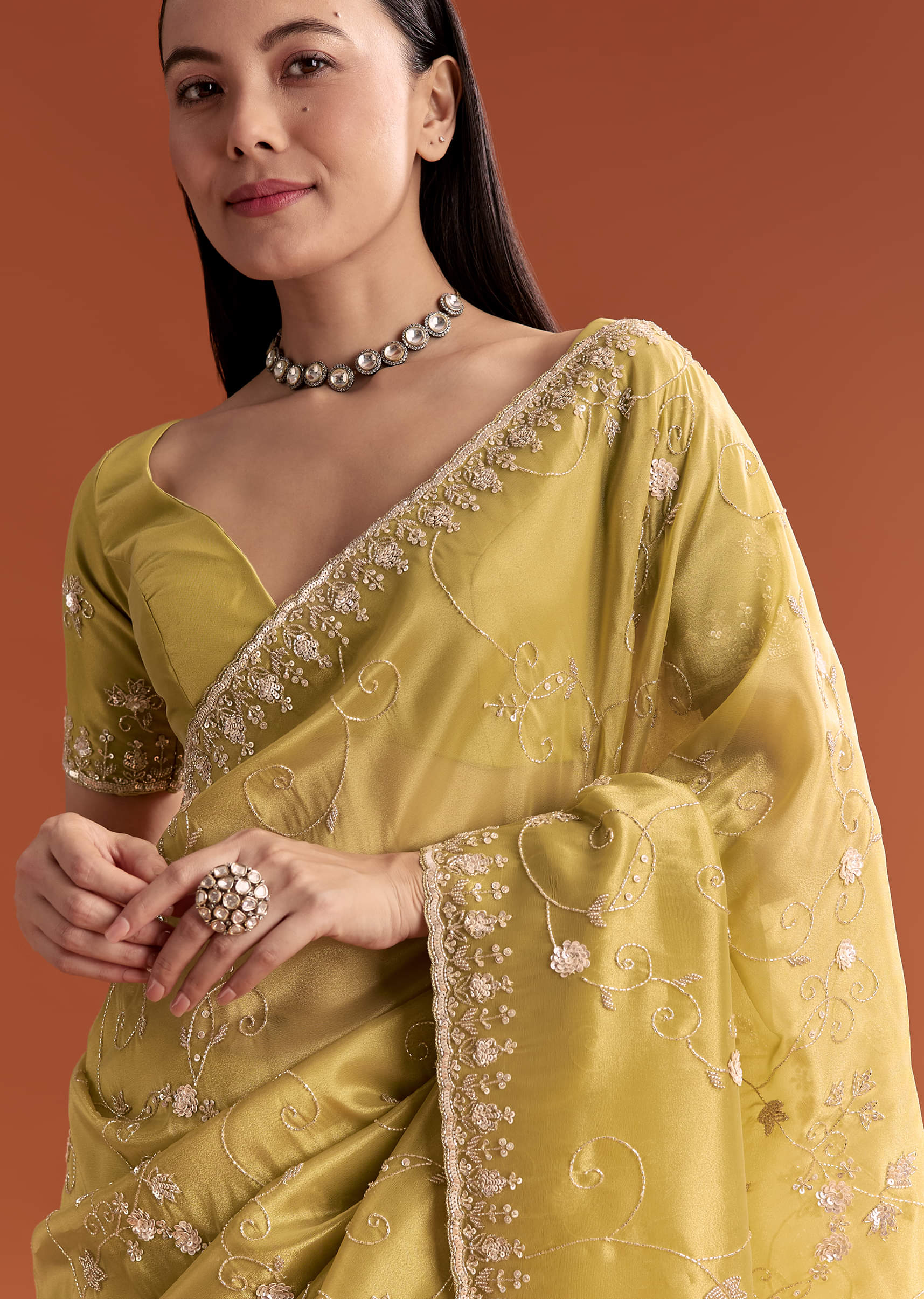Yellow Tissue Saree With Floral Embroidery And Cutdana Work - Image 4